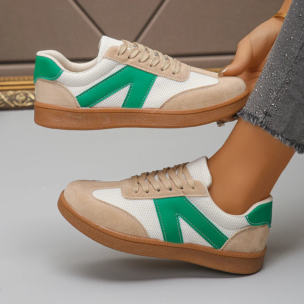 Avery | Women’s Retro Low-Top Sneakers