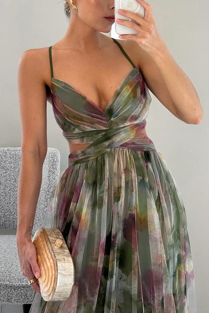 Arabella | Women’s Elegant Pleated Halter Maxi Dress