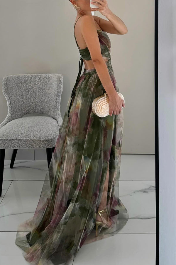 Arabella | Women’s Elegant Pleated Halter Maxi Dress