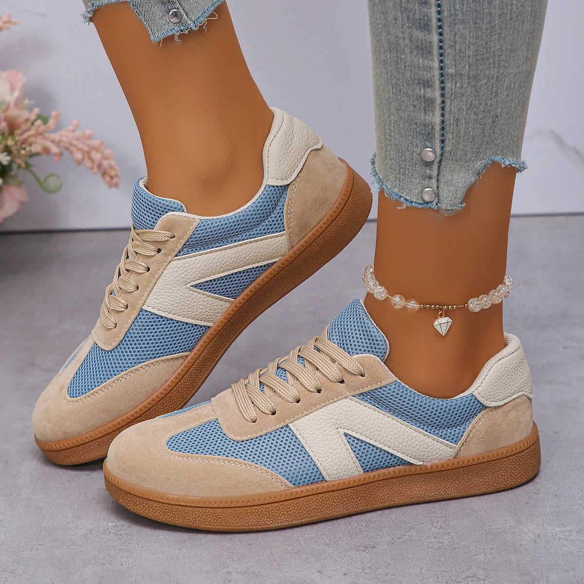 Avery | Women’s Retro Low-Top Sneakers