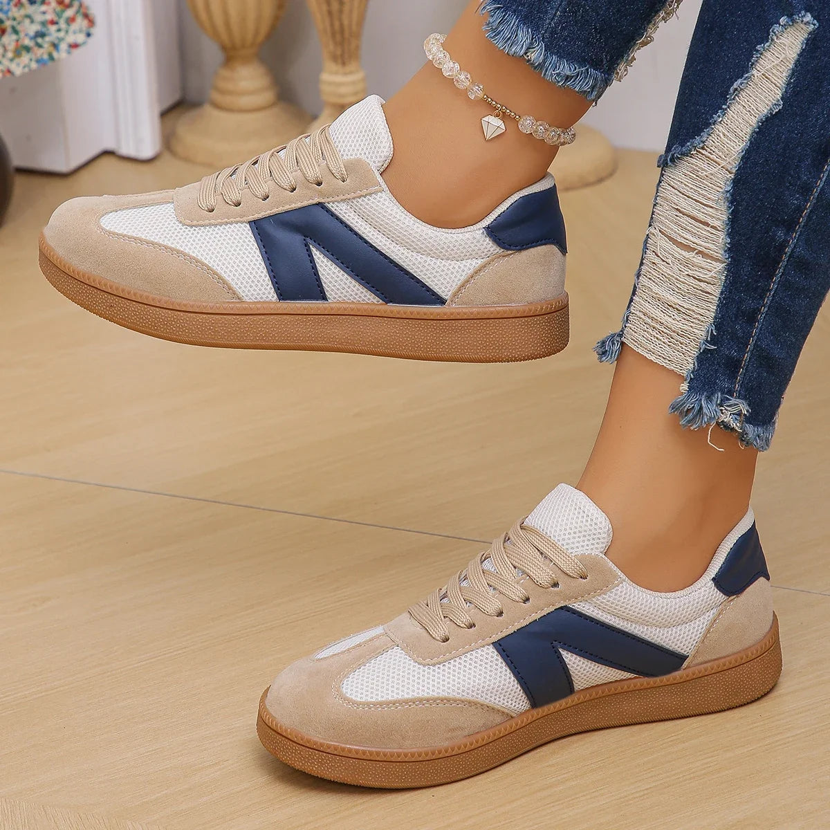 Avery | Women’s Retro Low-Top Sneakers
