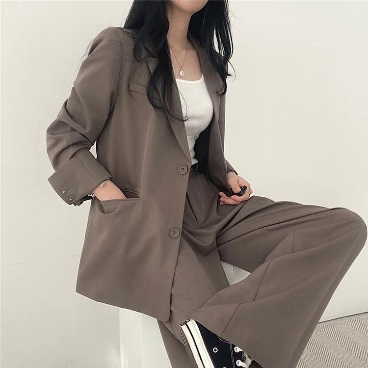 Khaye | Women’s Tailored Suit Set with Long Blazer