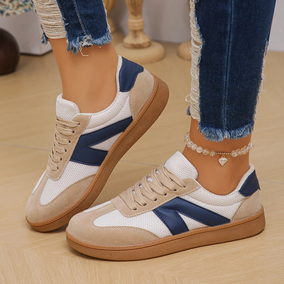 Avery | Women’s Retro Low-Top Sneakers