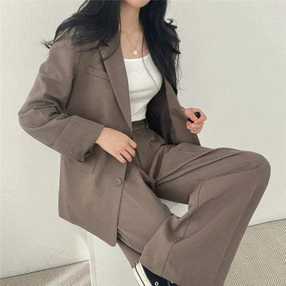 Khaye | Women’s Tailored Suit Set with Long Blazer