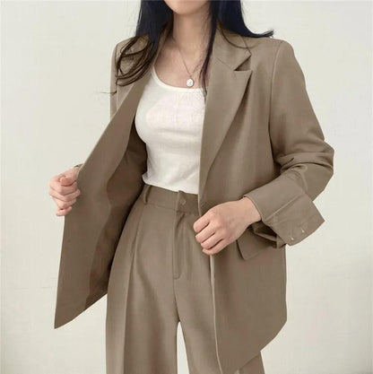Khaye | Women’s Tailored Suit Set with Long Blazer