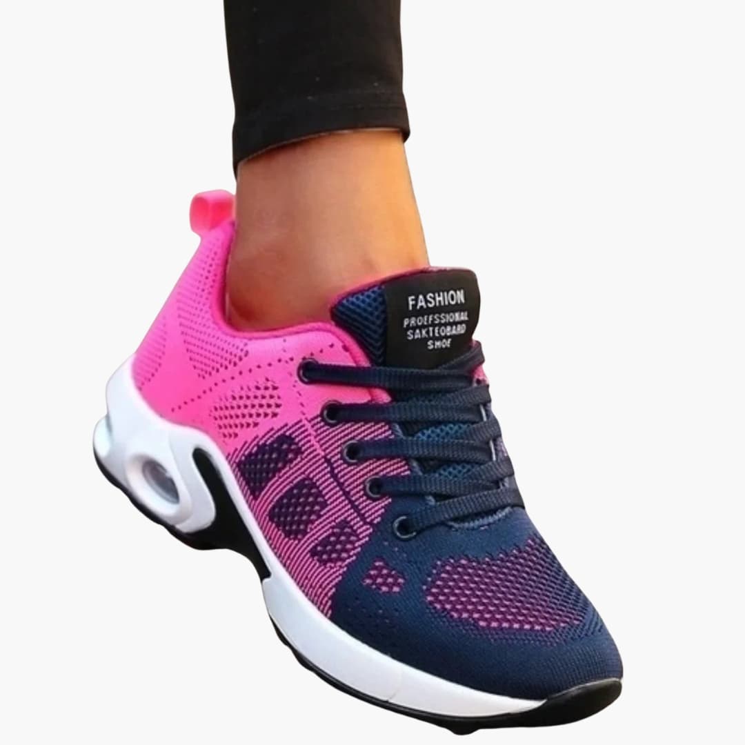 Hollis | Women’s Rounded Toe Lace-Up Sneakers