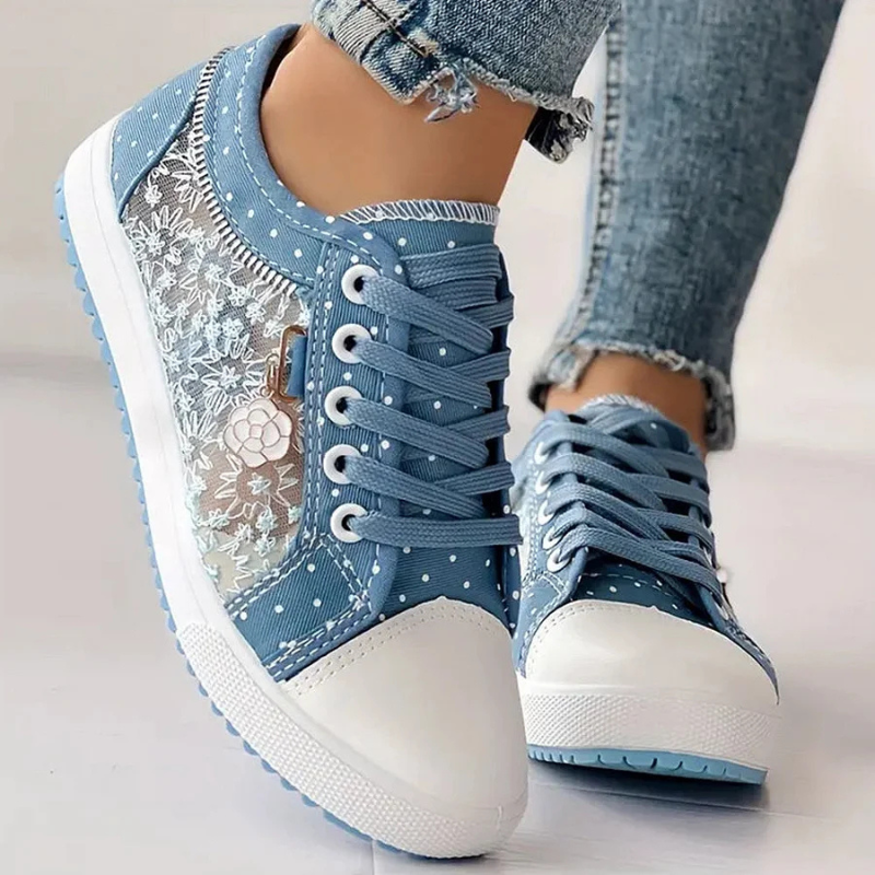 Ismerelda | Women’s Lace-Detail Comfort Sneakers