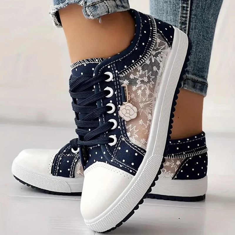 Ismerelda | Women’s Lace-Detail Comfort Sneakers