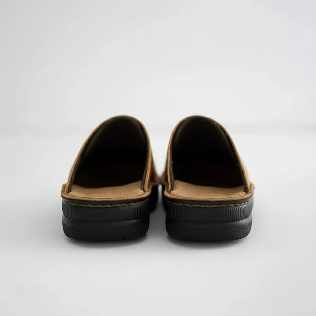 Wyatt | Men’s Orthopedic Leather Slip-On Clogs with Cushioned Support