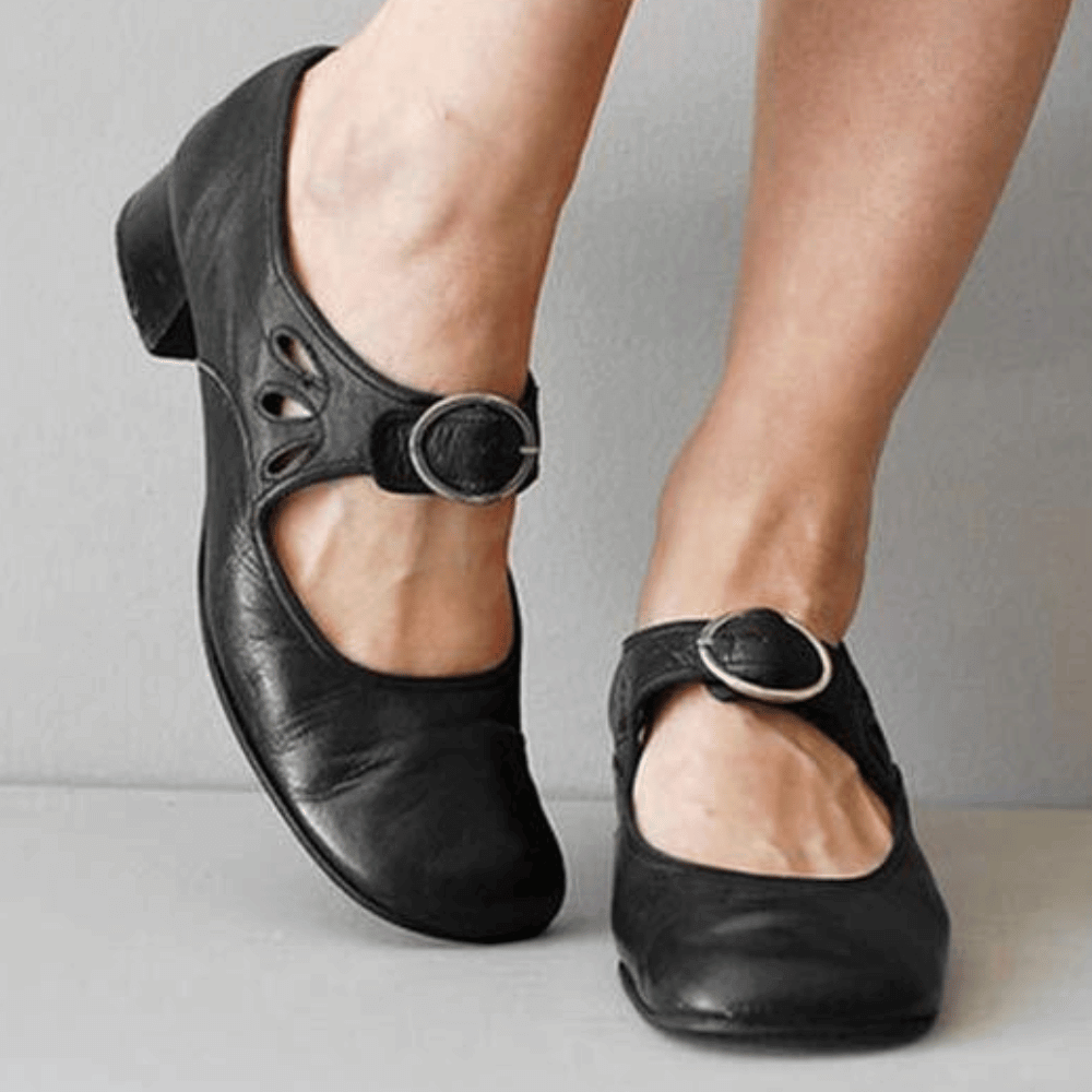 Elowyn | Women’s Medieval Classic Sandals