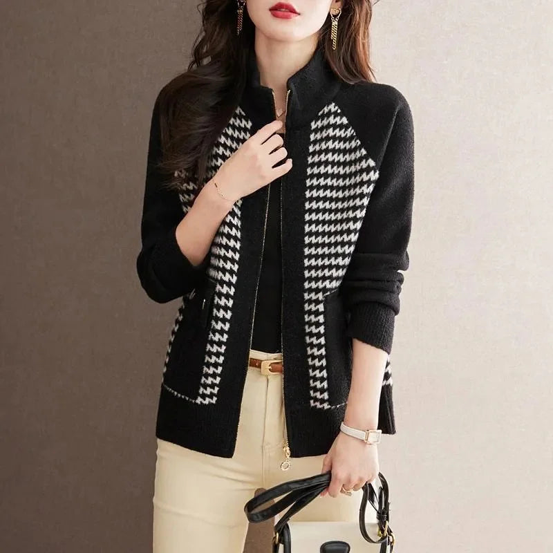 Miranda | Women’s Zip-Up Knit Jacket with Textured Panels