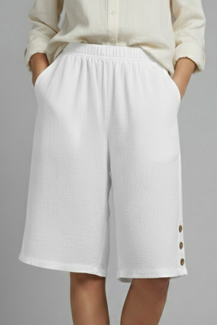 Camber | Women’s Elastic Waist Wide Leg Shorts with Button Detail