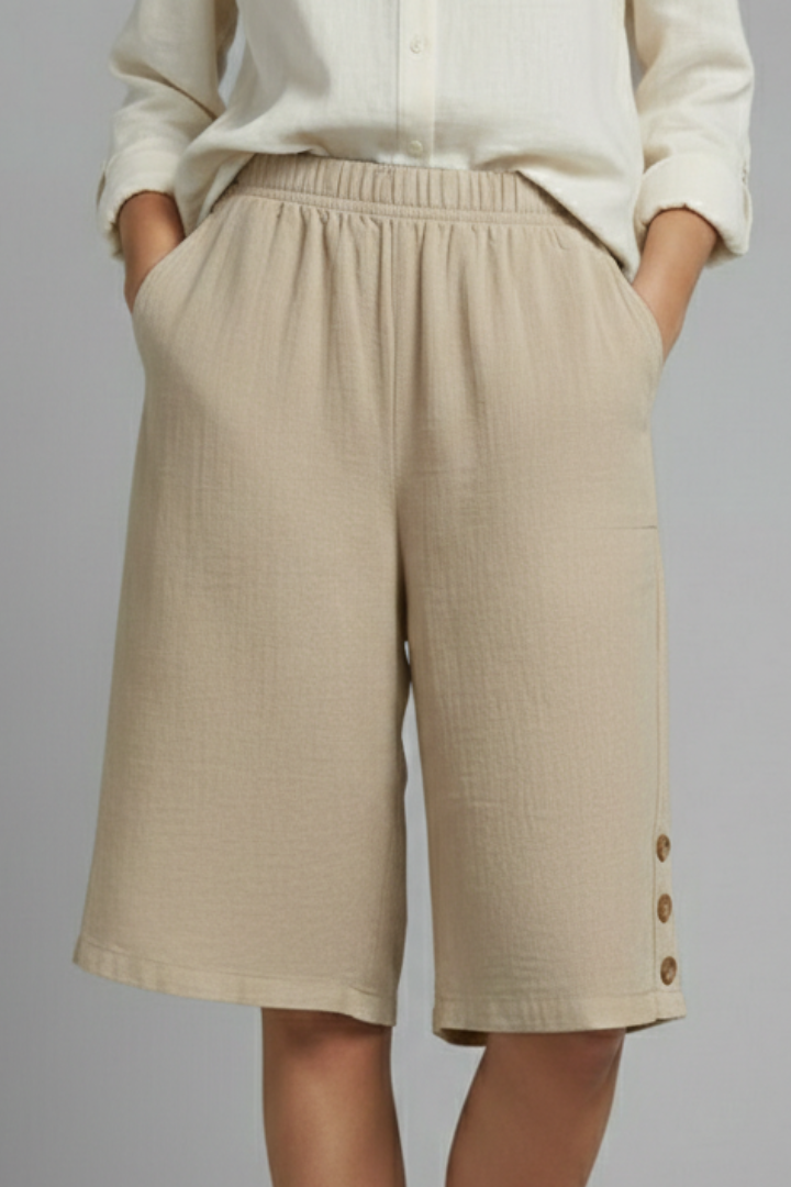 Camber | Women’s Elastic Waist Wide Leg Shorts with Button Detail