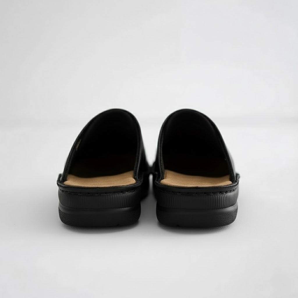 Wyatt | Men’s Orthopedic Leather Slip-On Clogs with Cushioned Support