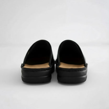 Wyatt | Men’s Orthopedic Leather Slip-On Clogs with Cushioned Support