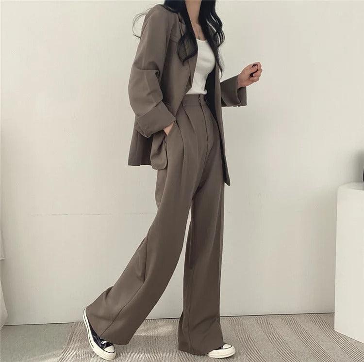 Khaye | Women’s Tailored Suit Set with Long Blazer