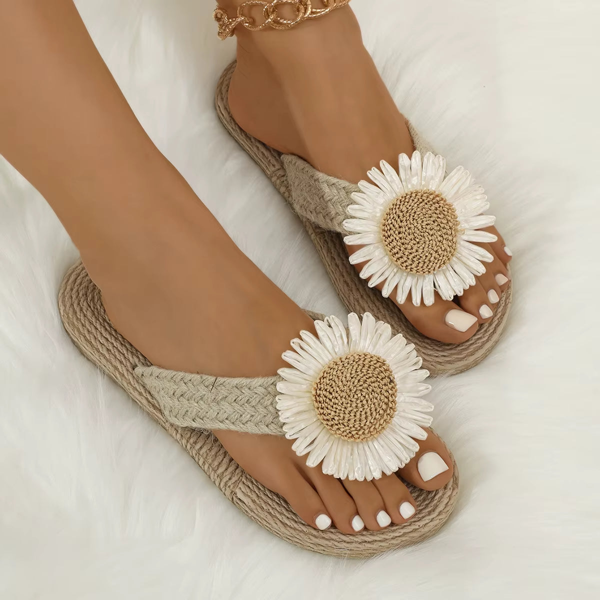 Talia | Women’s Daisy Slide Sandals