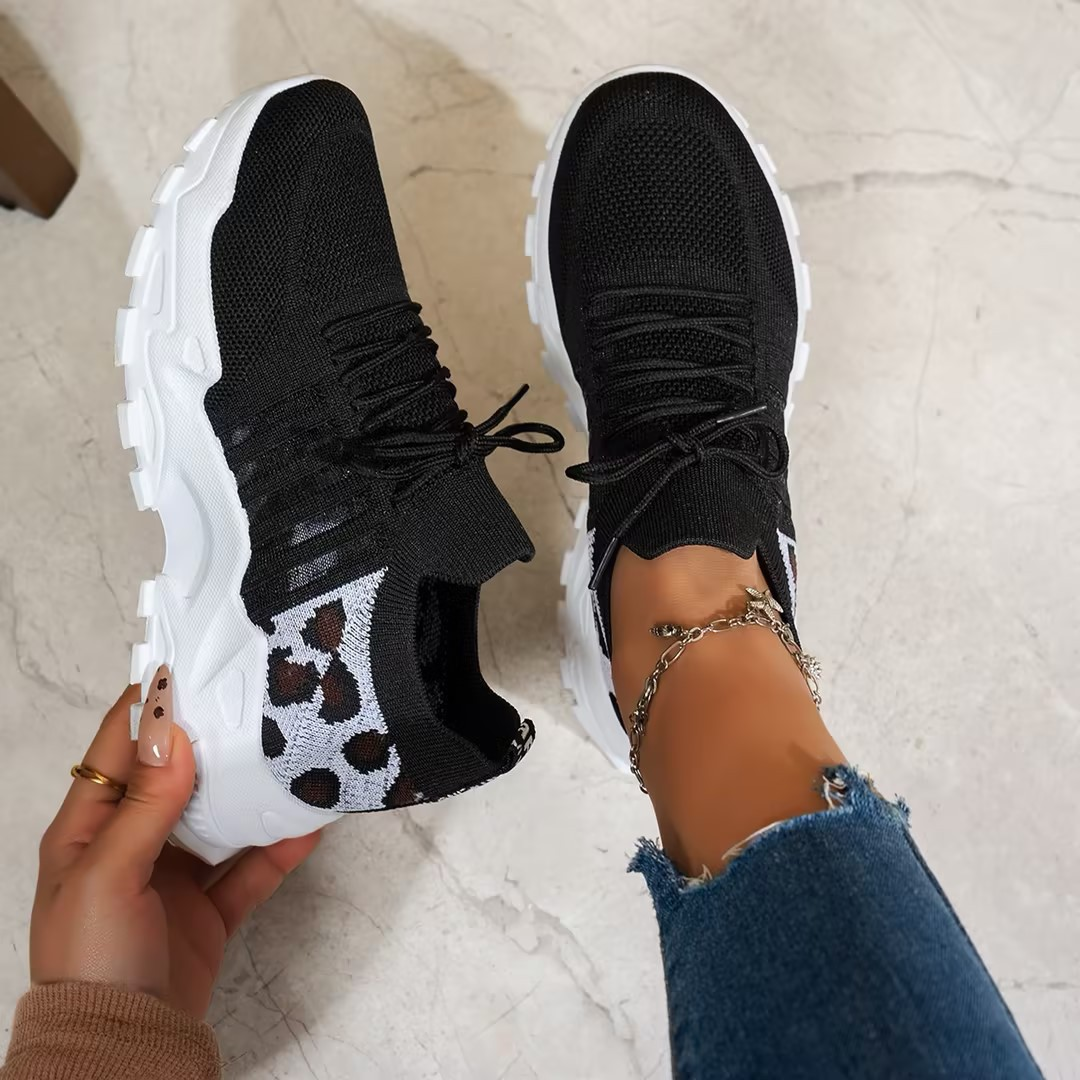 Maica | Women’s Orthopedic Lace Up Cushion Sneakers