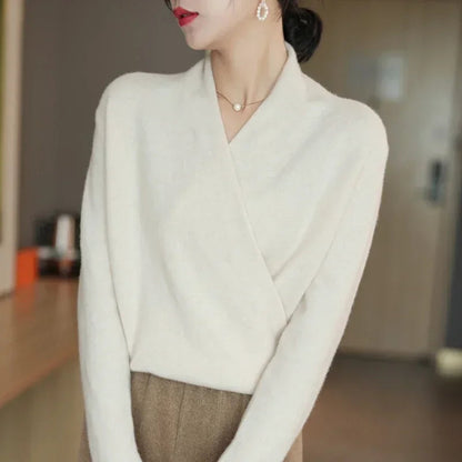 Daphne | Women’s Soft V-Neck Knit Pullover with Relaxed Fit